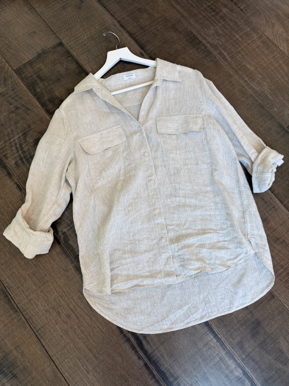As new Aritzia BABATON button down shirt size large Babaton
Utility Linen Shirt - Picture 6 of 16